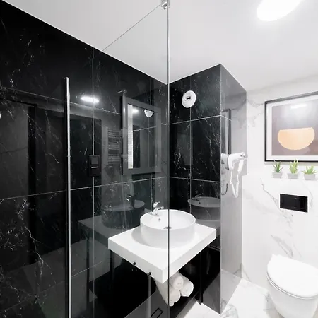 Appartement Rosa-modern 29m2 Ac, Netflix, Ps4, Pool, Sauna Kołobrzeg