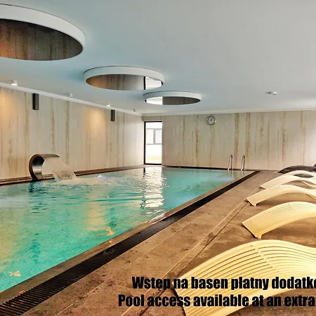 Appartement Rosa-modern 29m2 Ac, Netflix, Ps4, Pool, Sauna