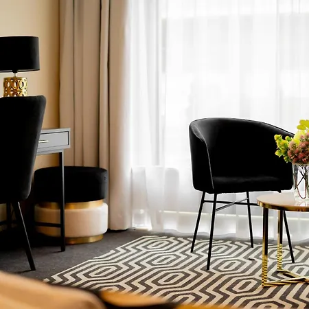 Rosa-modern 29m2 Ac, Netflix, Ps4, Pool, Sauna Kolobřeh