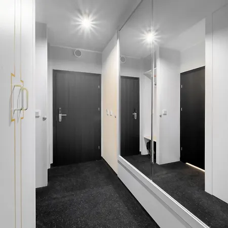 Rosa-modern 29m2 Ac, Netflix, Ps4, Pool, Sauna Apartamento Kołobrzeg