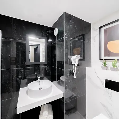 Apartamento Rosa-modern 29m2 Ac, Netflix, Ps4, Pool, Sauna Kołobrzeg