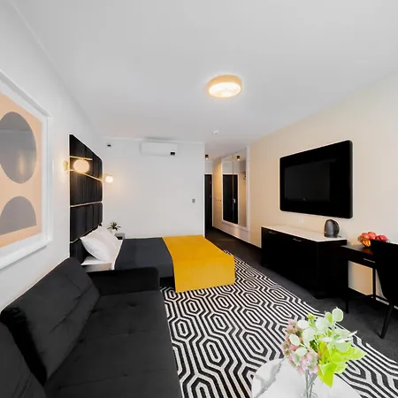 Rosa-modern 29m2 Ac, Netflix, Ps4, Pool, Sauna Apartamento