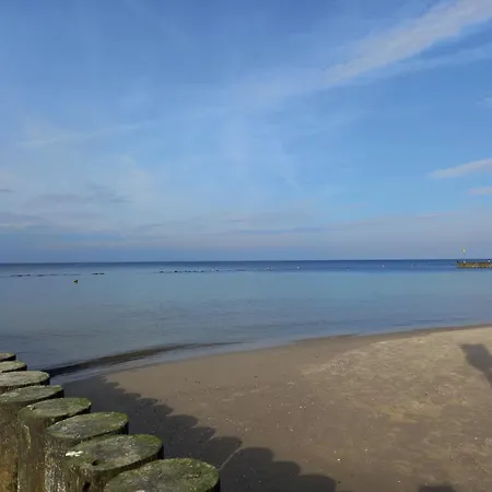 Apartmán Rosa-modern 29m2 Ac, Netflix, Ps4, Pool, Sauna *