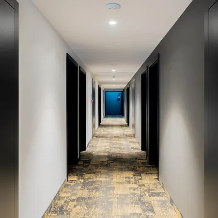 Rosa-modern 29m2 Ac, Netflix, Ps4, Pool, Sauna * Kolobřeh