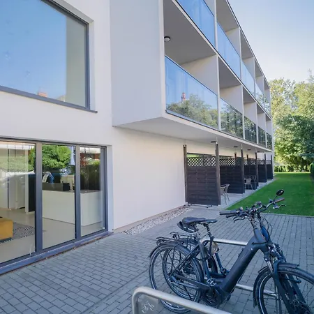 Rosa-modern 29m2 Ac, Netflix, Ps4, Pool, Sauna Apartmán