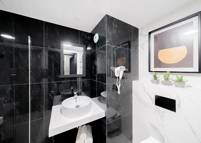 Apartment Rosa-modern 29m2 Ac, Netflix, Ps4, Pool, Sauna Kolobrzeg